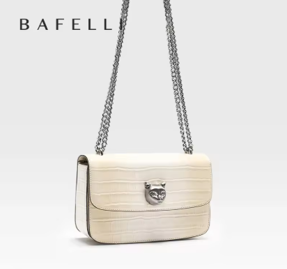 BAFELLI 高级鳄鱼纹皮革方形包，渐变效果猫头装饰链条肩带，单肩斜挎包